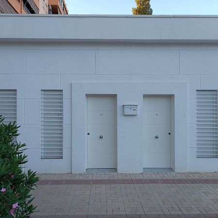 Apartamentos Los Guindos マラガ エクステリア 写真